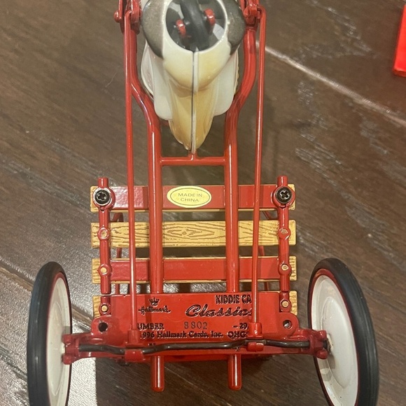Hallmark White and Red Horse and Cart Toy - Picture 2 of 2